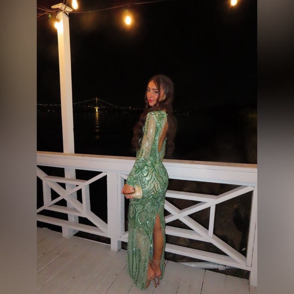 Albina Dyla Dresses & Skirts - Albina Dyla Emerald Beaded Gown